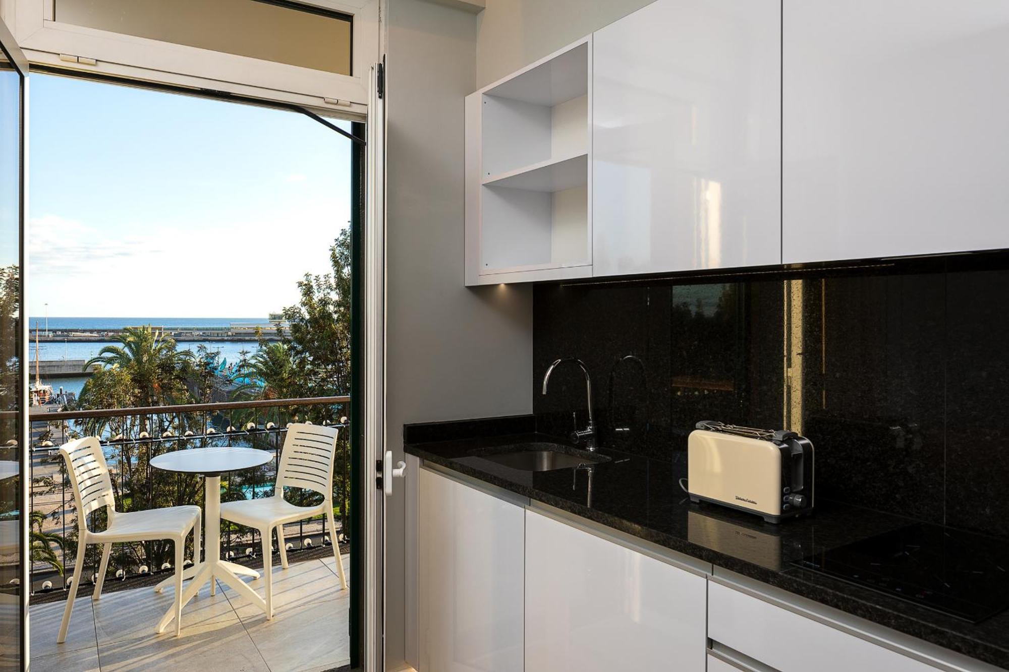 King David Suites By Madeira Sun Travel Funchal  Exterior photo